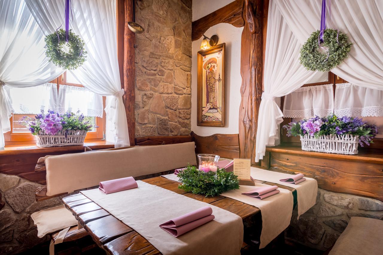 Hotel - Karczma Klimtowka Wolbrom Kültér fotó